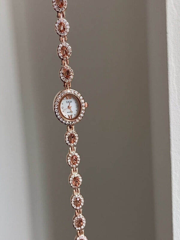 Vintage Zircon Small Oval Face Gold Bracelet Watch