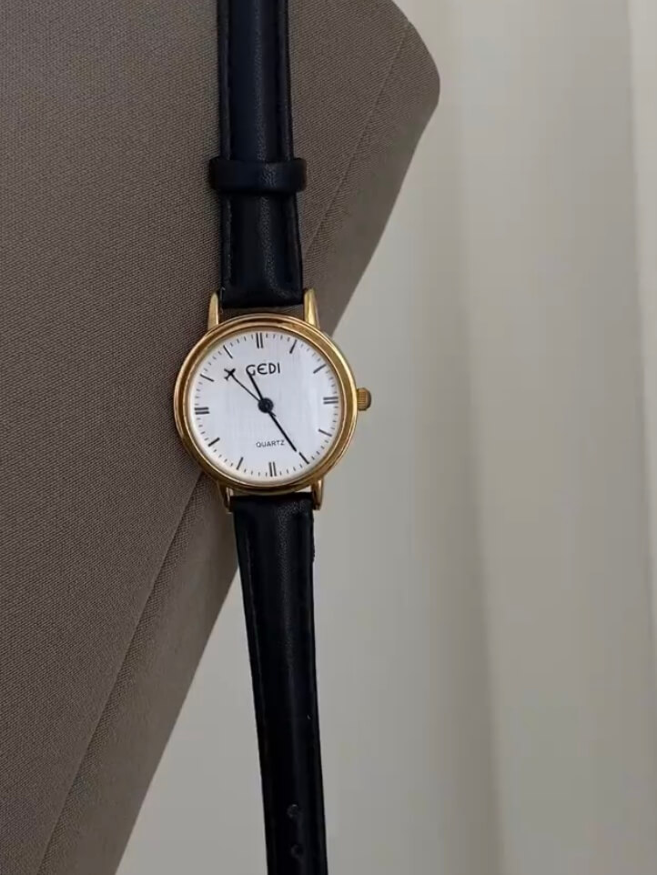 Classic Style Round Face Black/Brown Genuine Leather Watch
