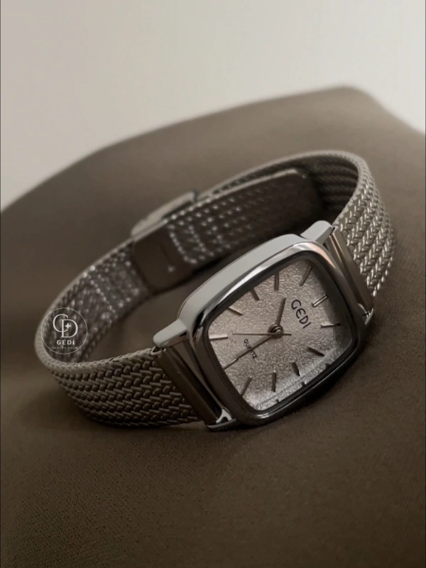 Minimalist Silver Mesh Bracelet Watch for Women Square Face Ladies Watch