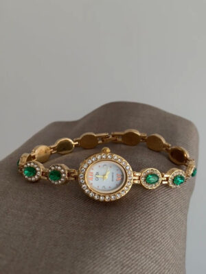 Vintage Zircon Small Oval Face Gold Bracelet Watch