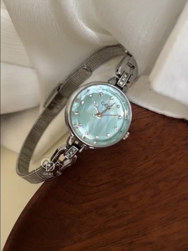 Dainty Mint-green Mother of Pearl Dial Ladies Watch Slim Silver Mesh Bracelet Watch for Women