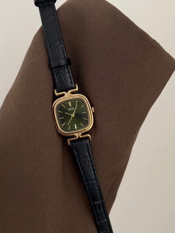 Vintage Emerald Green Square Leather Watch