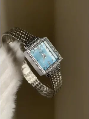 Vintage-inspired Blue Dial Ladies Watch Square Face Mesh Bracelet Watch for Women