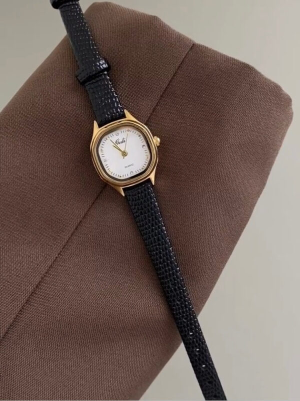 Classic Style Square Face Black/Brown Leather Women‘s Watch