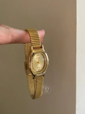 Chic Style Gold Emerald Green Oval Bracelet Ladies Watch