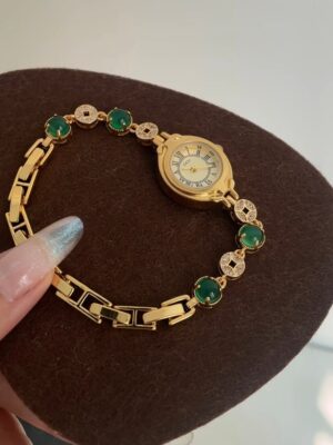 Vintage Gold Oval Small Face Bracelet Watch for Women