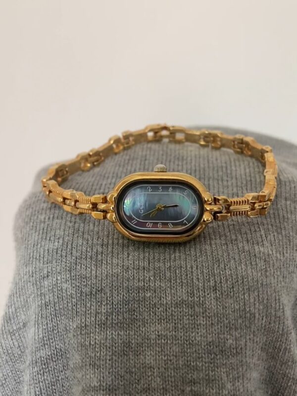 Minimalist Beige/Blue Oval Face Gold Bracelet Watch