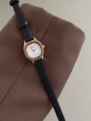 Classic Style Square Face Black/Brown Leather Women‘s Watch
