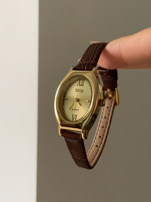 Classic Style Gold Oval Face Brown Leather Watch