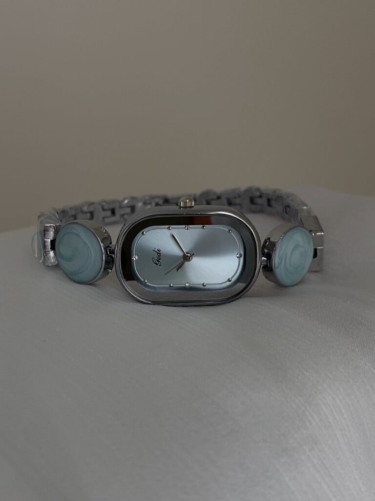 Chic Rose Gold/Blue Oval Face Gold/Silver Bracelet Watch