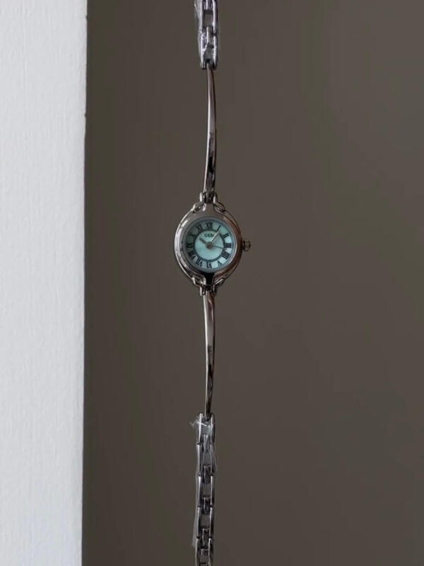 Vintage Style Gold/Silver Round Face Bracelet Watch