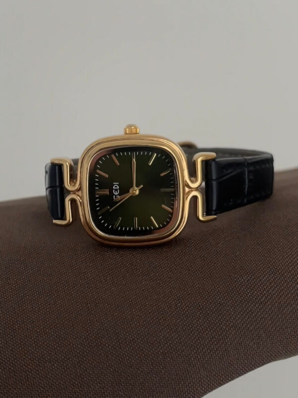 Vintage Emerald Green Square Leather Watch