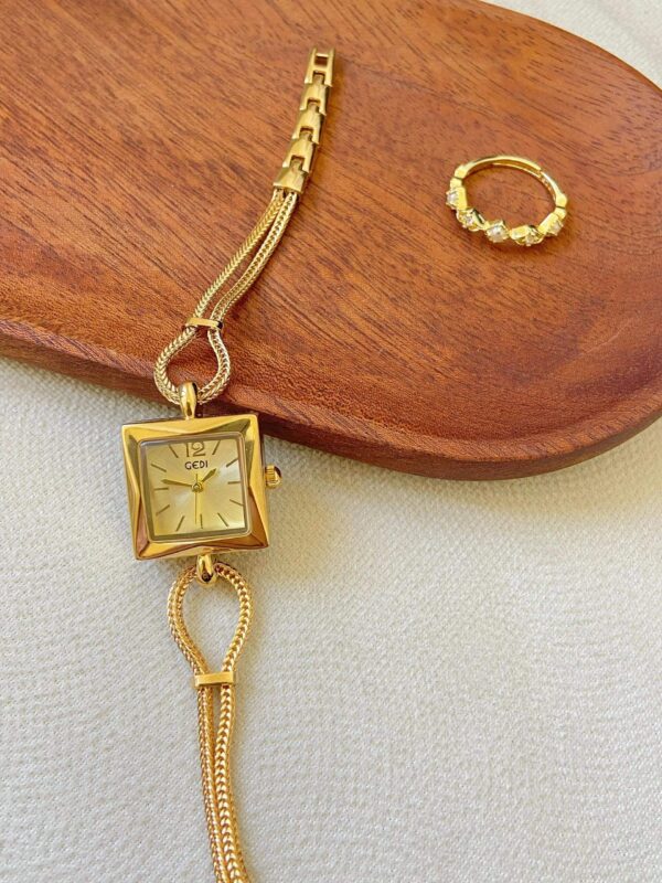 Minimalist Style Gold/Silver Square Face Bracelet Watch