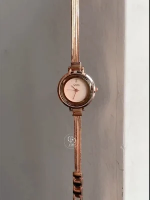 Dainty Rose Gold Bracelet Ladies Watch Round Face Watch for Women