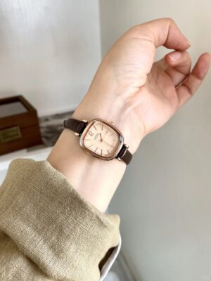 Chic Style Square Face Brown Leather Women‘s Watch