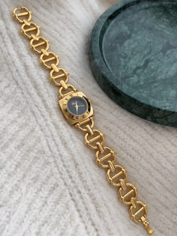 Chic Black/White Square Face Gold Bracelet Watch