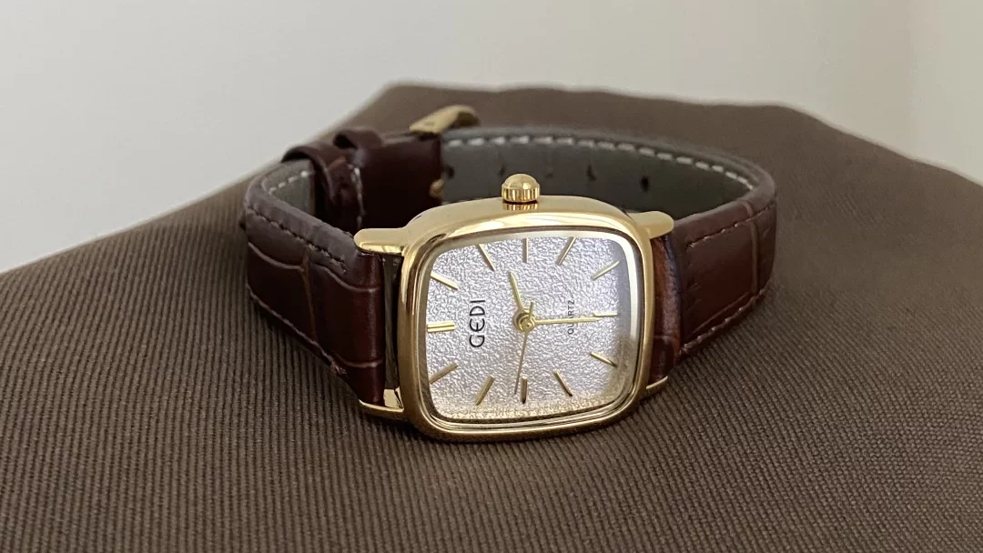 Vintage Style Gold Square Face Black/Brown Leather Watch