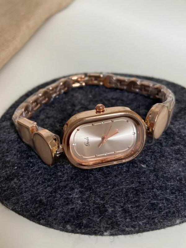Chic Rose Gold/Blue Oval Face Gold/Silver Bracelet Watch