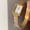 Vintage-inspired White Dial Ladies Watch Square Face Mesh Band Watch for Women