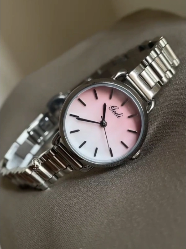 Dainty Pink Gradient Dial Watch for Women Chic Big Round Face Ladies Watch