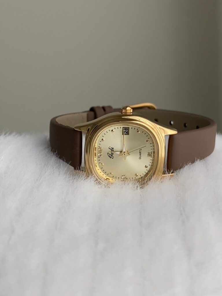 Dainty Gold Square Face Brown Leather Women‘s Watch