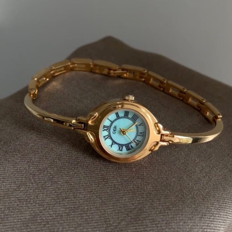 Vintage Style Gold/Silver Round Face Bracelet Watch