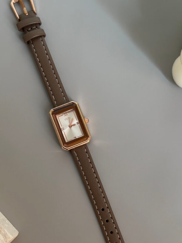 Vintage Ladies Minimalist Rectangle Brown Genuine Leather Watch