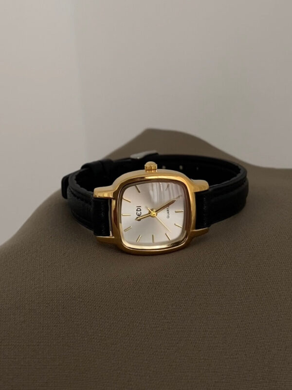 Minimalist Green/White Square Face Leather Watch