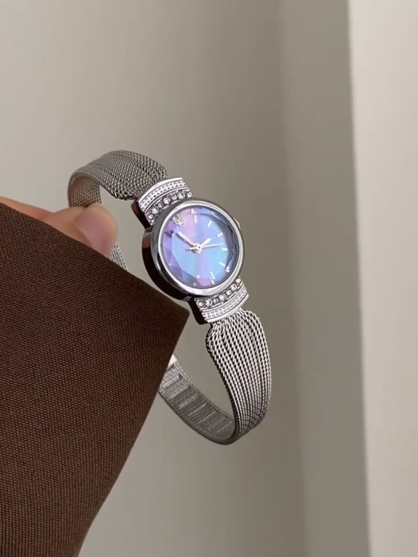 Chic Mother of Pearl Gold/Silver Round Face Wristwatch