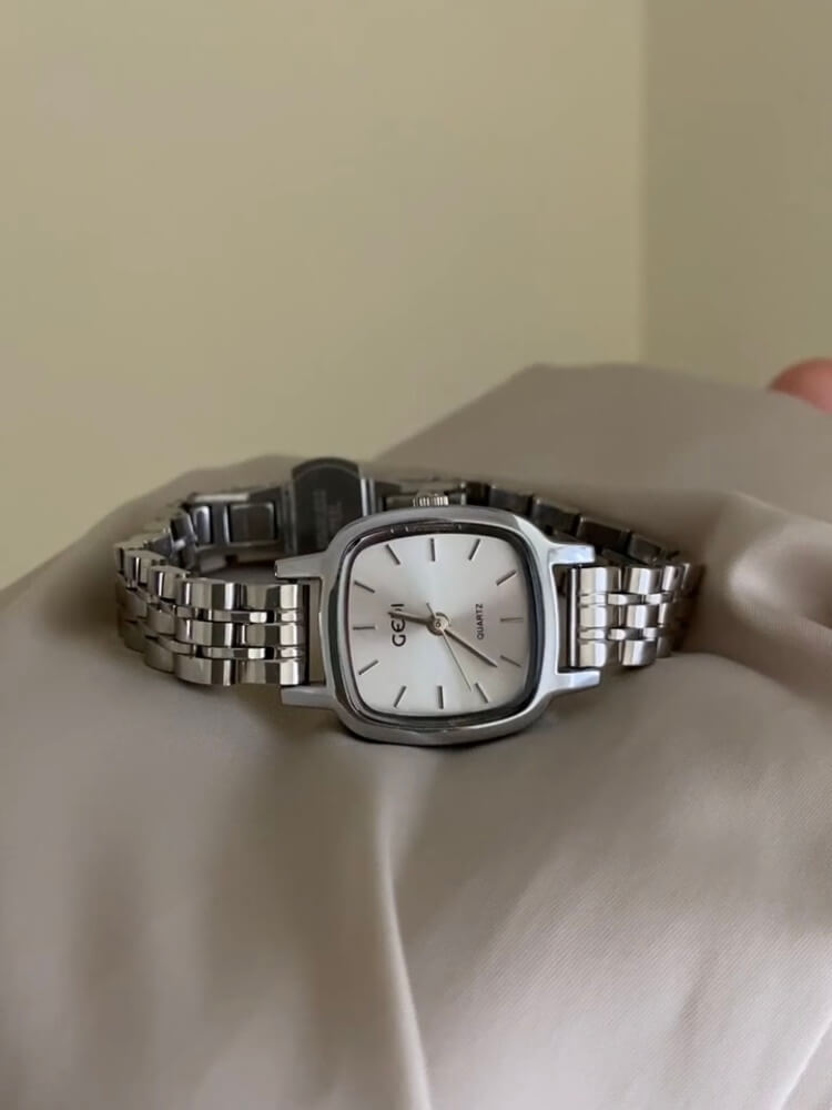 Vintage Style Green Square Face Silver Bracelet Watch