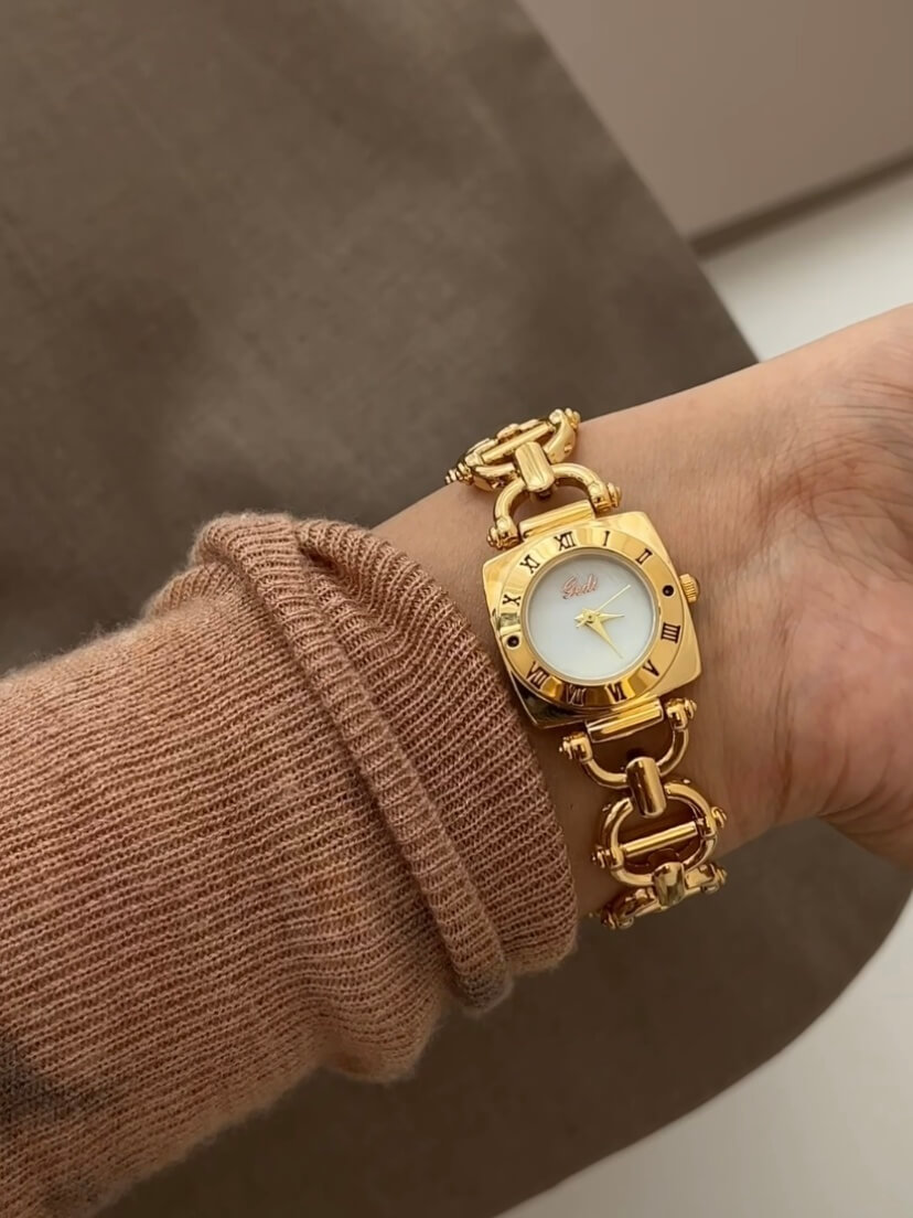 Chic Black/White Square Face Gold Bracelet Watch