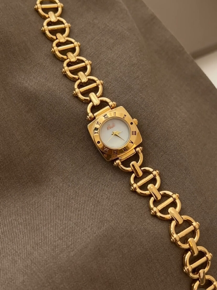 Chic Black/White Square Face Gold Bracelet Watch