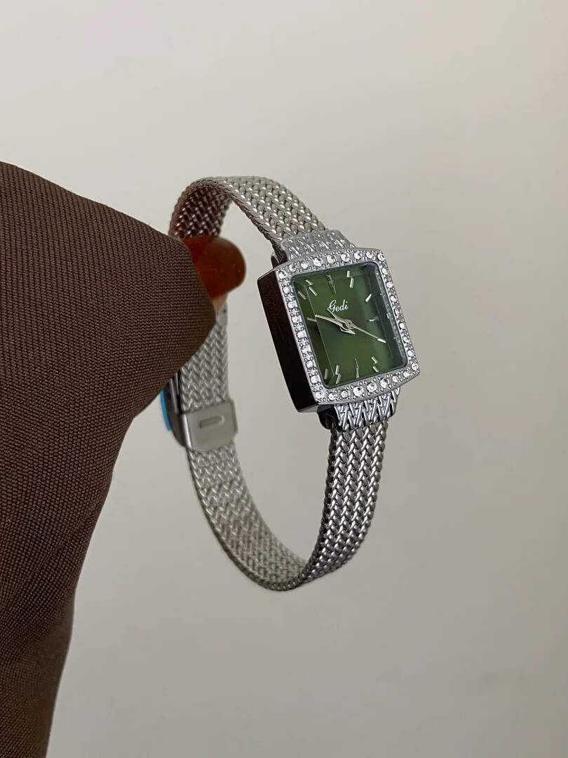 Vintage Style Emerald Green Square Face Bracelet Watch