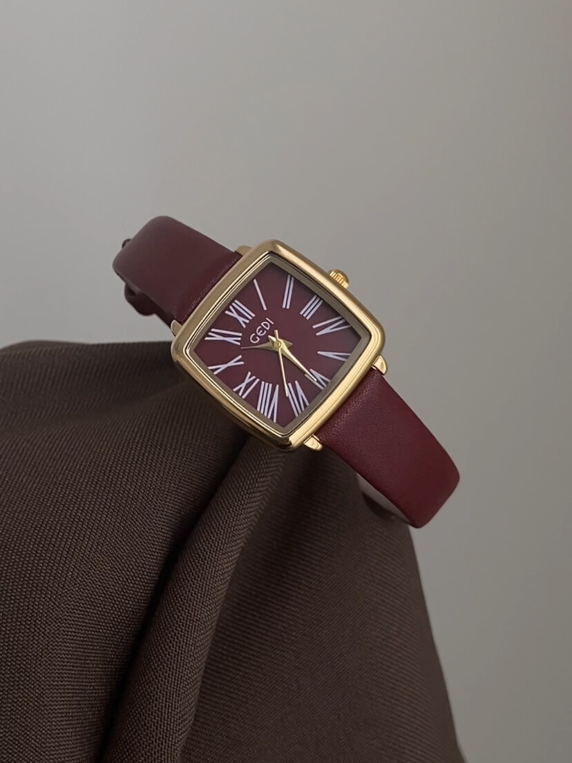 Vintage Style Square Face Red Leather Women‘s Watch