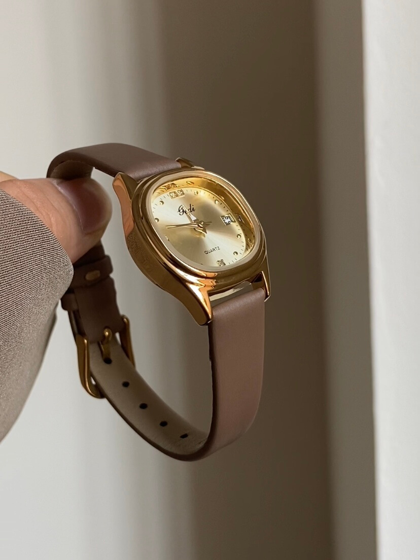 Dainty Gold Square Face Brown Leather Women‘s Watch