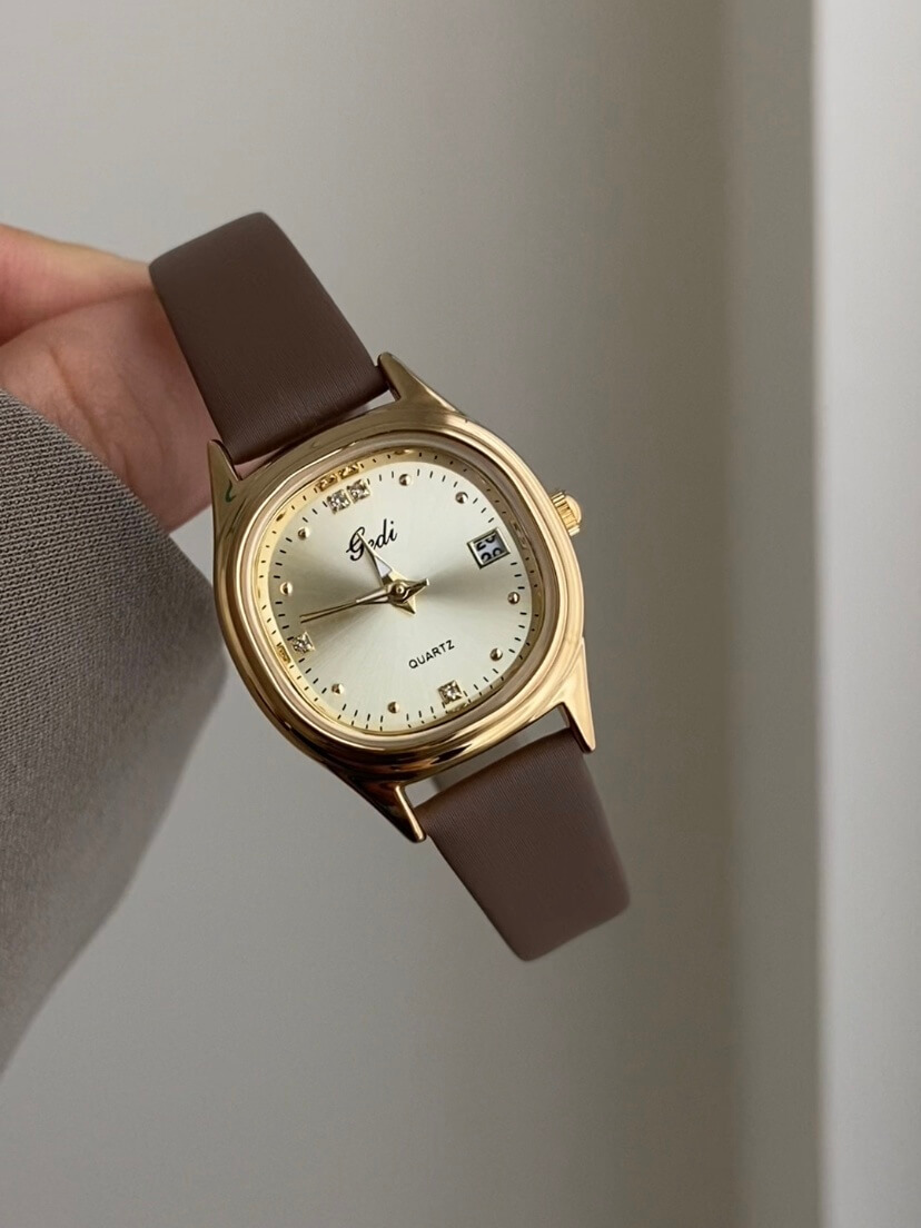 Dainty Gold Square Face Brown Leather Women‘s Watch