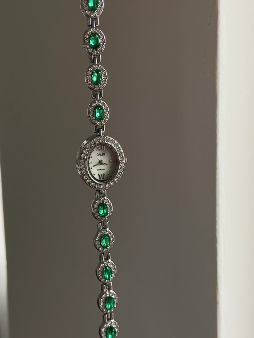 Vintage Zircon Small Oval Face Silver Bracelet Watch