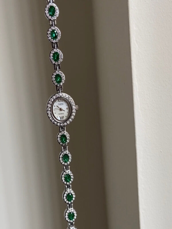 Vintage Zircon Small Oval Face Silver Bracelet Watch
