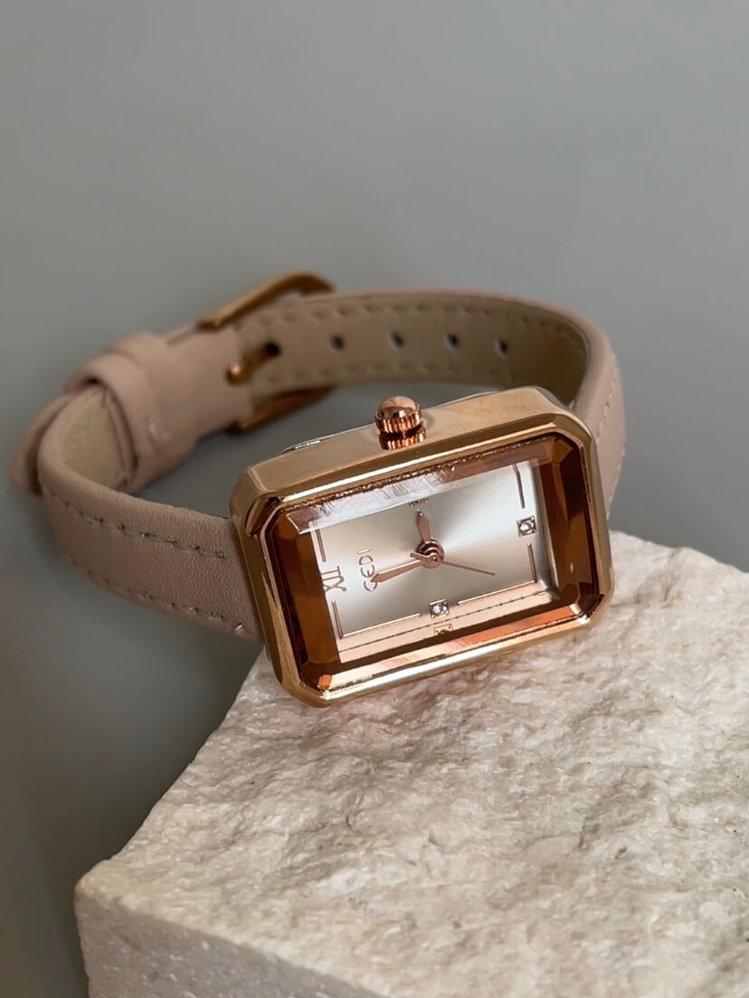 Vintage Ladies Minimalist Rectangle Brown Genuine Leather Watch