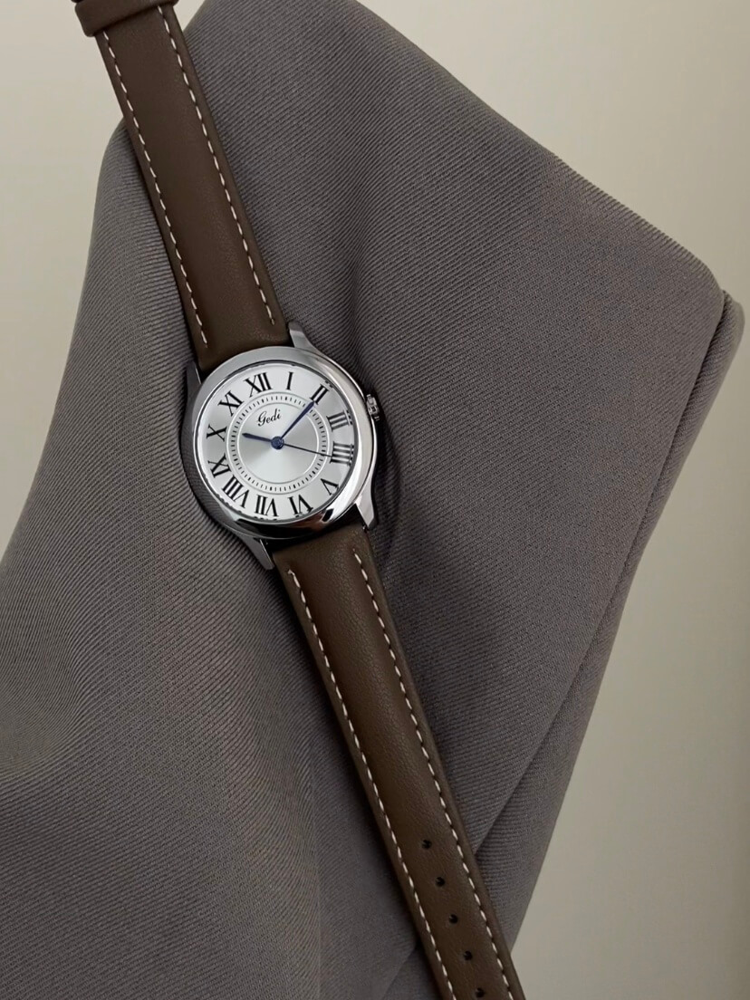 Classic Brown/Black Round Genuine Leather Women's Watch