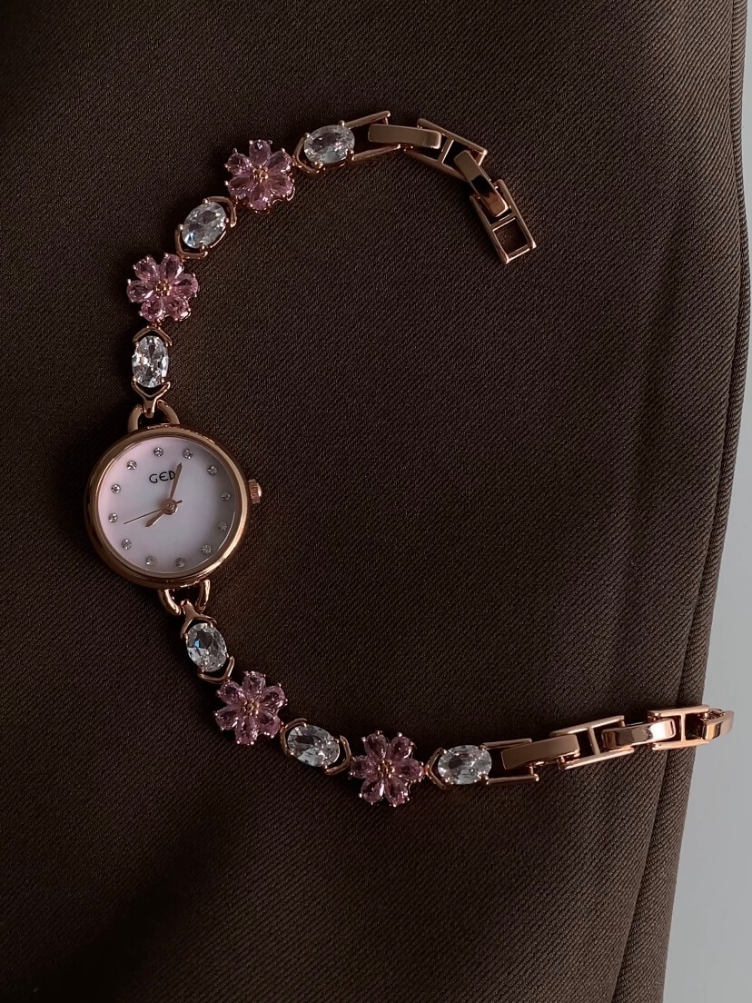 Dainty Pink Zircon Cherry Blossom Gold Round Face Watch