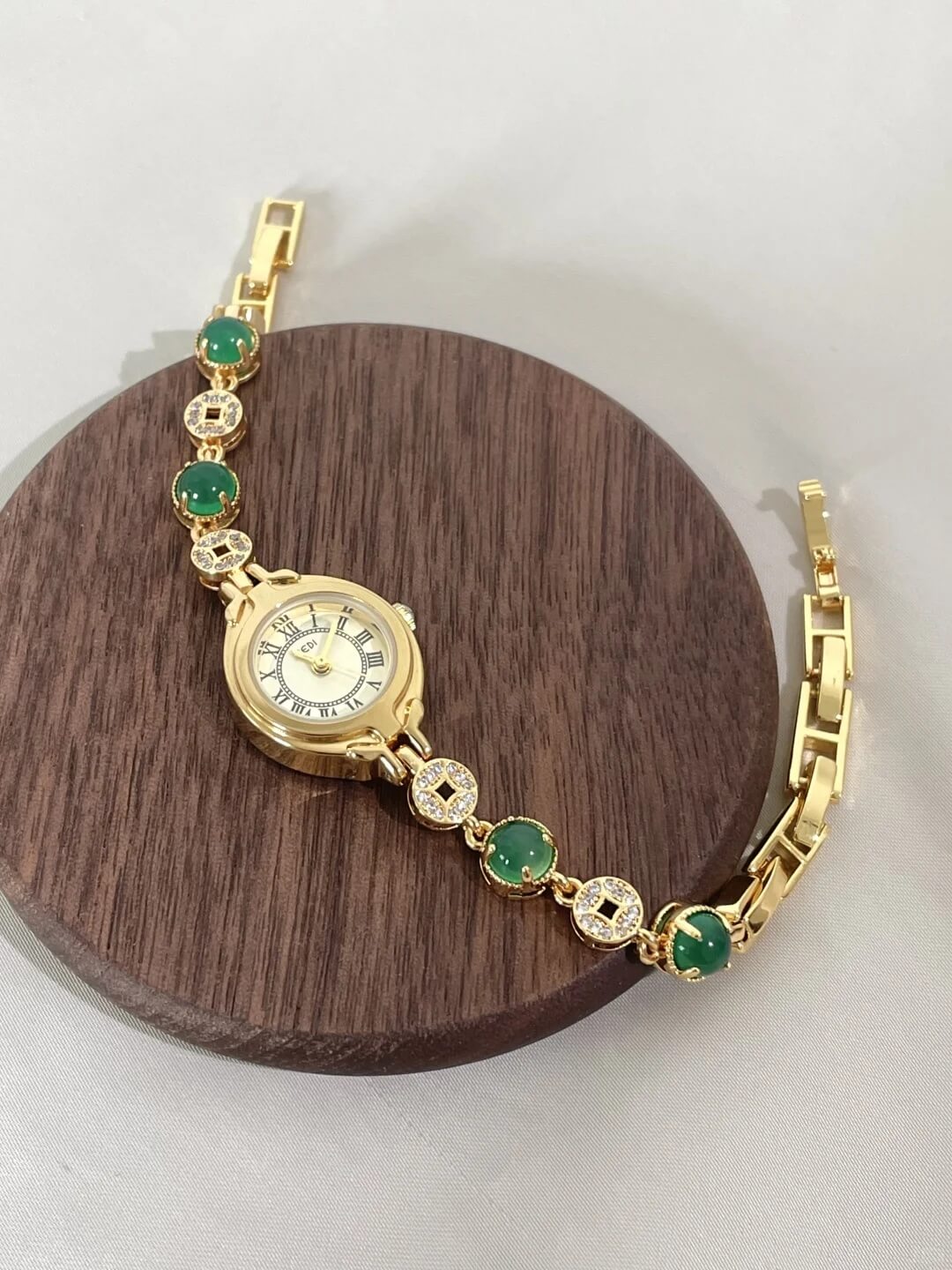 Vintage Gold Oval Small Face Bracelet Watch for Women