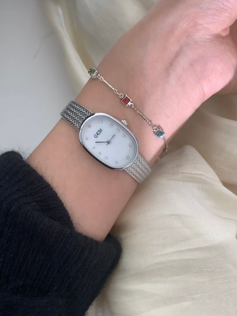 Minimalist Mother of Pearl Oval Face Bracelet Watch
