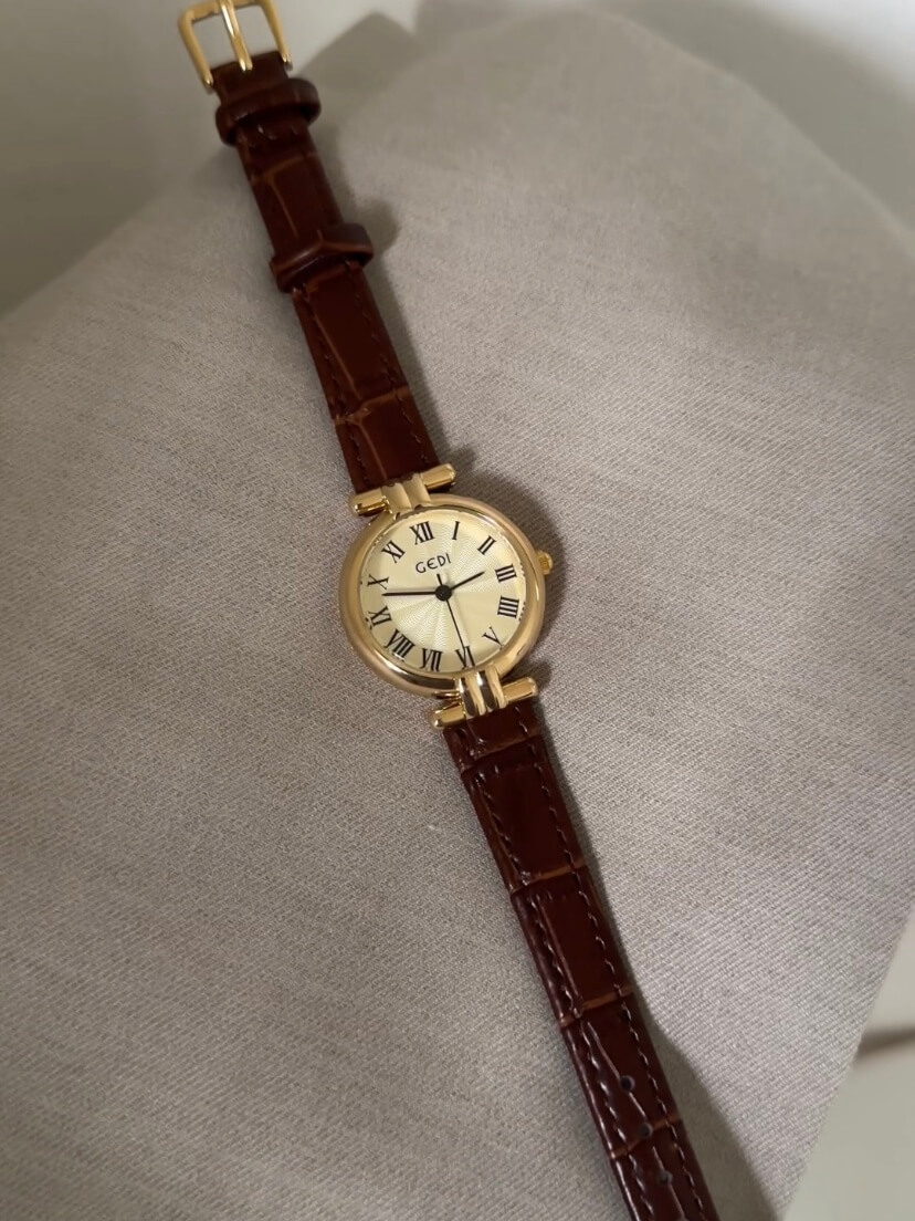 Classic Gold/Silver Round Face Balck Leather Watch