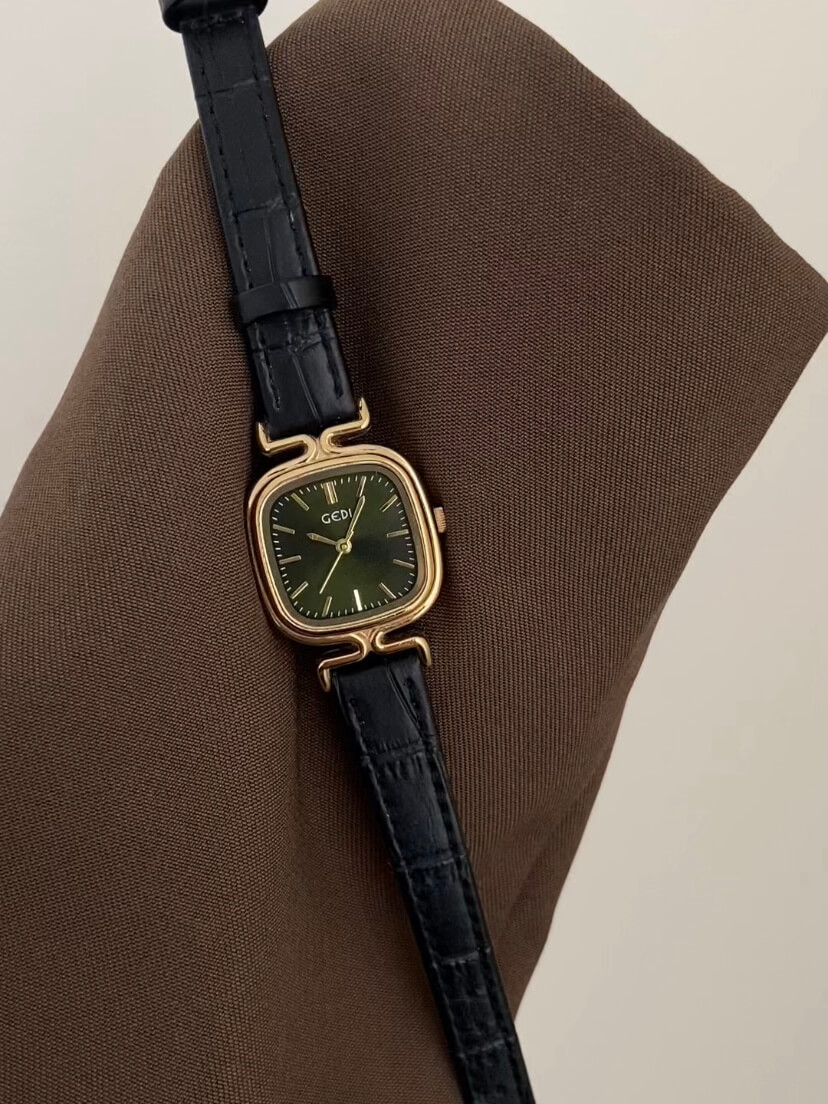Vintage Emerald Green Square Leather Watch
