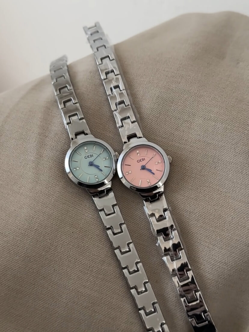 Dainty Round Face Stainless Steel Women's Watch