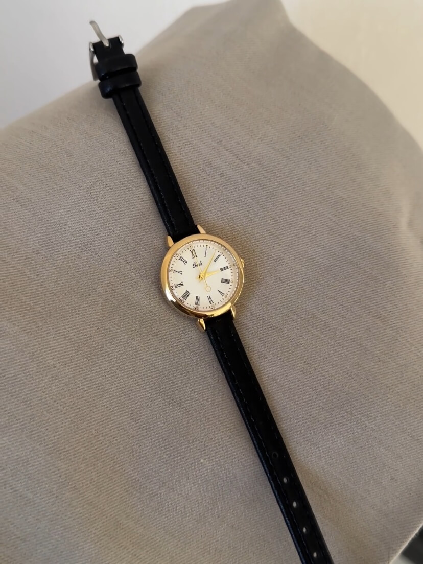 Classic Brown/Black Round Face Leather Watch