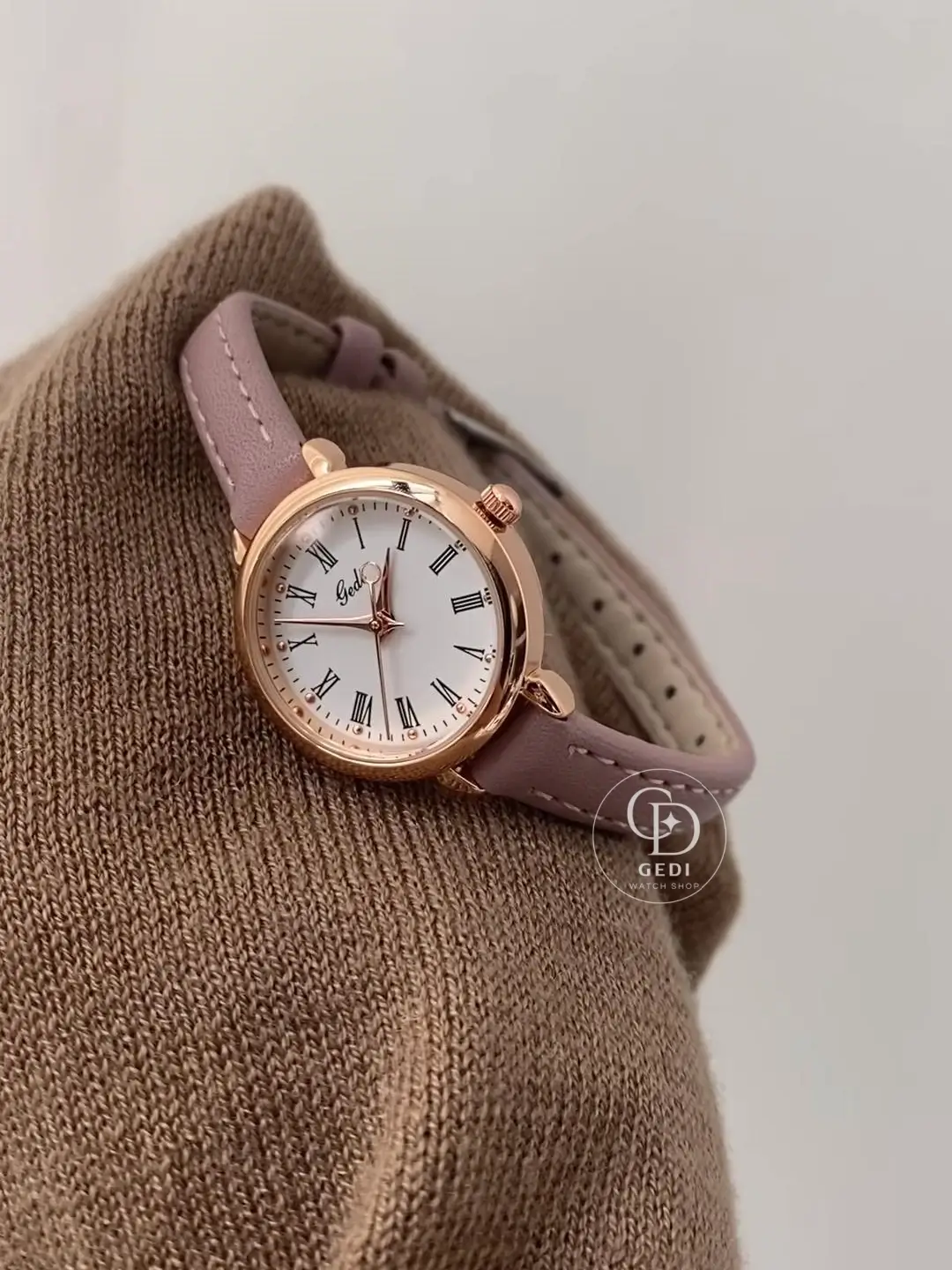 Classic Womens Watches Golden Watch with Brown Strap