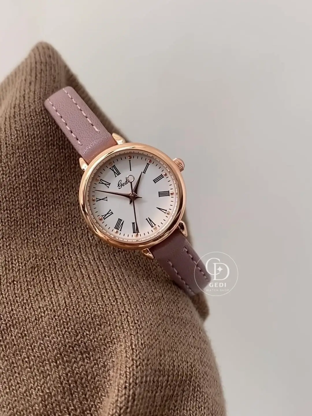 Classic Womens Watches Golden Watch with Brown Strap