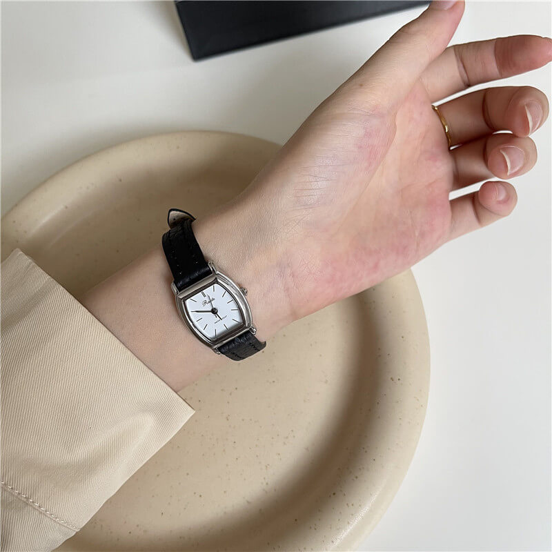 Vintage Style Black/Brown Barrel Leather Ladies Watch